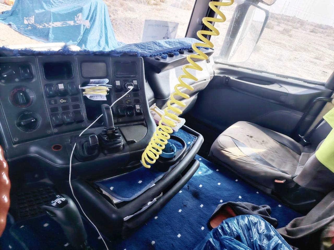 السلام عليكم سكانيه سكس بس راس شيراوي كفاله عامه رقم بصره طخم تاير جديد موديل 2007 اصل مامعلايه السعر على رقم ***********
