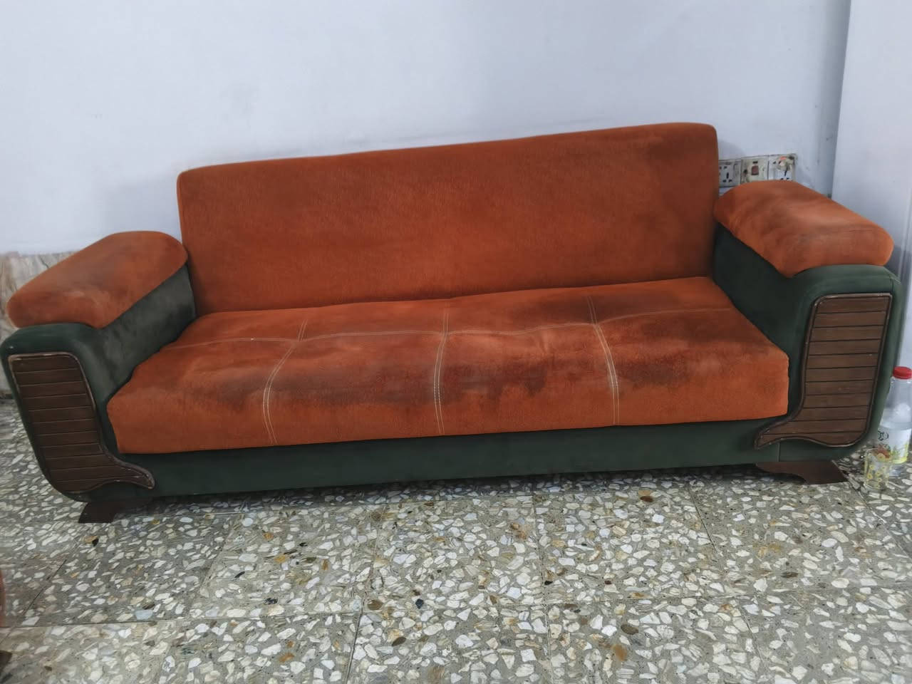 12 مقعد
للبيع سعر300 عنوان بغداد


**إذا كنت صاحب هذا الإعلان وتريد حذفه لأي سبب، رجاءا أرسل رسالة إلى الدعم الفني**