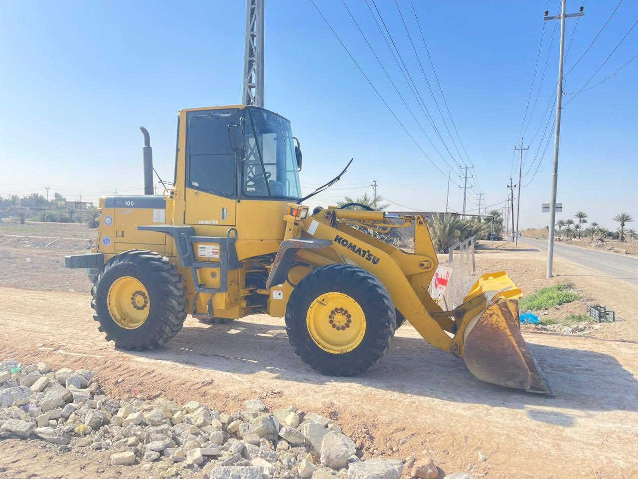 شفل كوماتسو 2019دخول جديد للبيع مكينه وكير مكفوبات مكينه 4سلندر سوبر  المكان بابل شارع 80للاستفسار ***********
