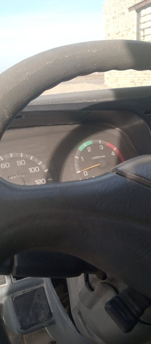 سلام عليكم كنتر مستبوشي عضم شاديلة قمارة بزون   شاصي مكفول فحل *********** موديل 1993
