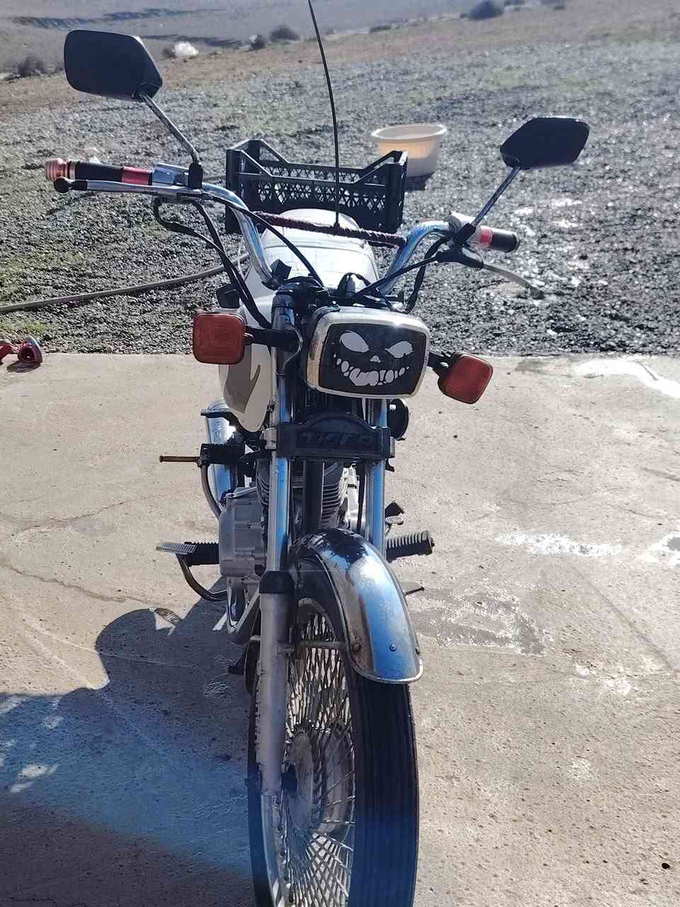 السلام عليكم ورحمة الله وبركاته ماطور للبيع او مراوس ب ايفون ***********
