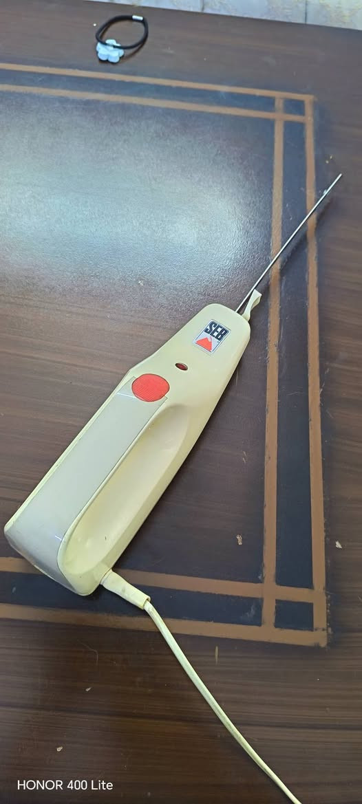 سكين ومنشار كهربائي لتقطيع اللحوم والطعام صنع فرنسي نظيف وشغال نقص فقط ليطة المنشار  من جهة وحدة موضح بالصور السعر ٢٠ وبي مجال
للاستفار خاص المكان البياع


**إذا كنت صاحب هذا الإعلان وتريد حذفه لأي سبب، رجاءا أرسل رسالة إلى الدعم الفني**