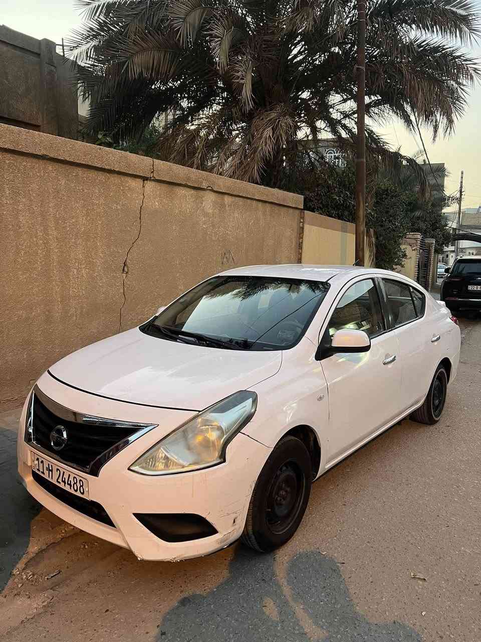 السلام عليكم
صني 2018 رقم بغداد انكليزي مميز
سنوية لل 2028 
بأسمي السيارة 
بيها فقط باب السايق رش ومكانين بارد وسونار موجود
السيارة جاهزة على اخر حبة مابيها نقوصات
السعر 105 وبي مجال بسيط حگ الجية
للأستفسار ***********
