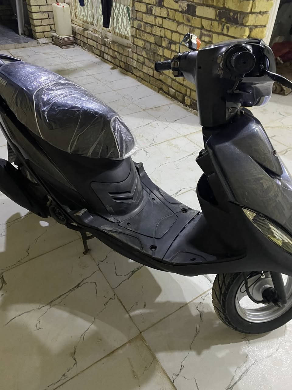 السلام عليكم دراجه ماكس عدله للبيع صارله تقريبن شهر من طالع من الوكيل وكيله المصطفى دراجه كفاله من كلشي السعر مليون وميه ويه مجال للطيبين لاستفسار ***********
