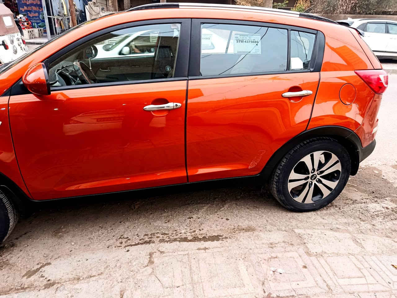 كيا سبورتج خليجي 2012
ماشية 166
بانوراما 
الباب عكس السائق مبدل بدون دواخل
***********
