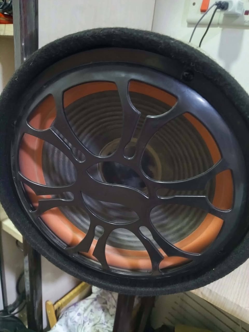 ئەم مکەبەرامان هەیە بۆفرۆشتن سەوتی خۆشە بێعەیبە شوێن لەسلیمانیم نرخی 25 هەزار ڕەحمەتت لێبێت ئەگەر مووشتەری نیت سەرم مەئێشنە
