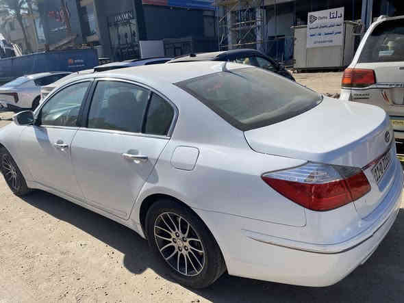 جنسس 2011 وارد امريكي مكينه 3800 مكينه جديد حداديه جديد  سياره ابيض صدفي سياره مصبوغه عام تغير لون  من لون اصفر الى خصوصي سعرها 105 او بيها مجال  سياره بئسمي  رقم جديد نكليزي  استفسار  هذا رقمي ***********
