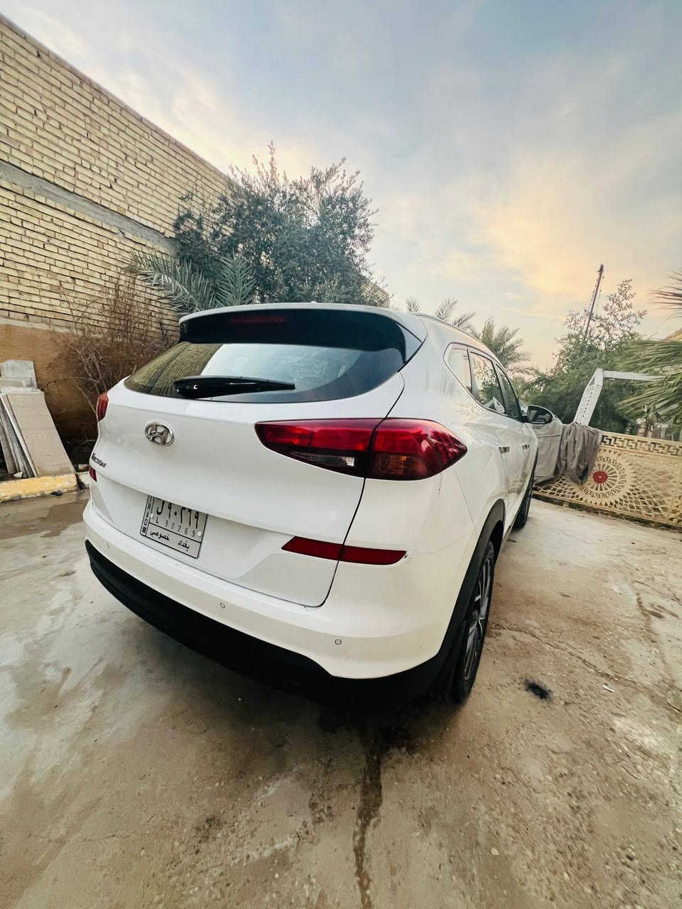 سلام عليكم توسان موديل 2021سياره خليجيه كير ومكينه مكفول بيه رصعه بل باب الور سكن وباقي مكفول سعر 215سياره بسمي رقم بغداد مكان سياره نهروان رقم ***********
