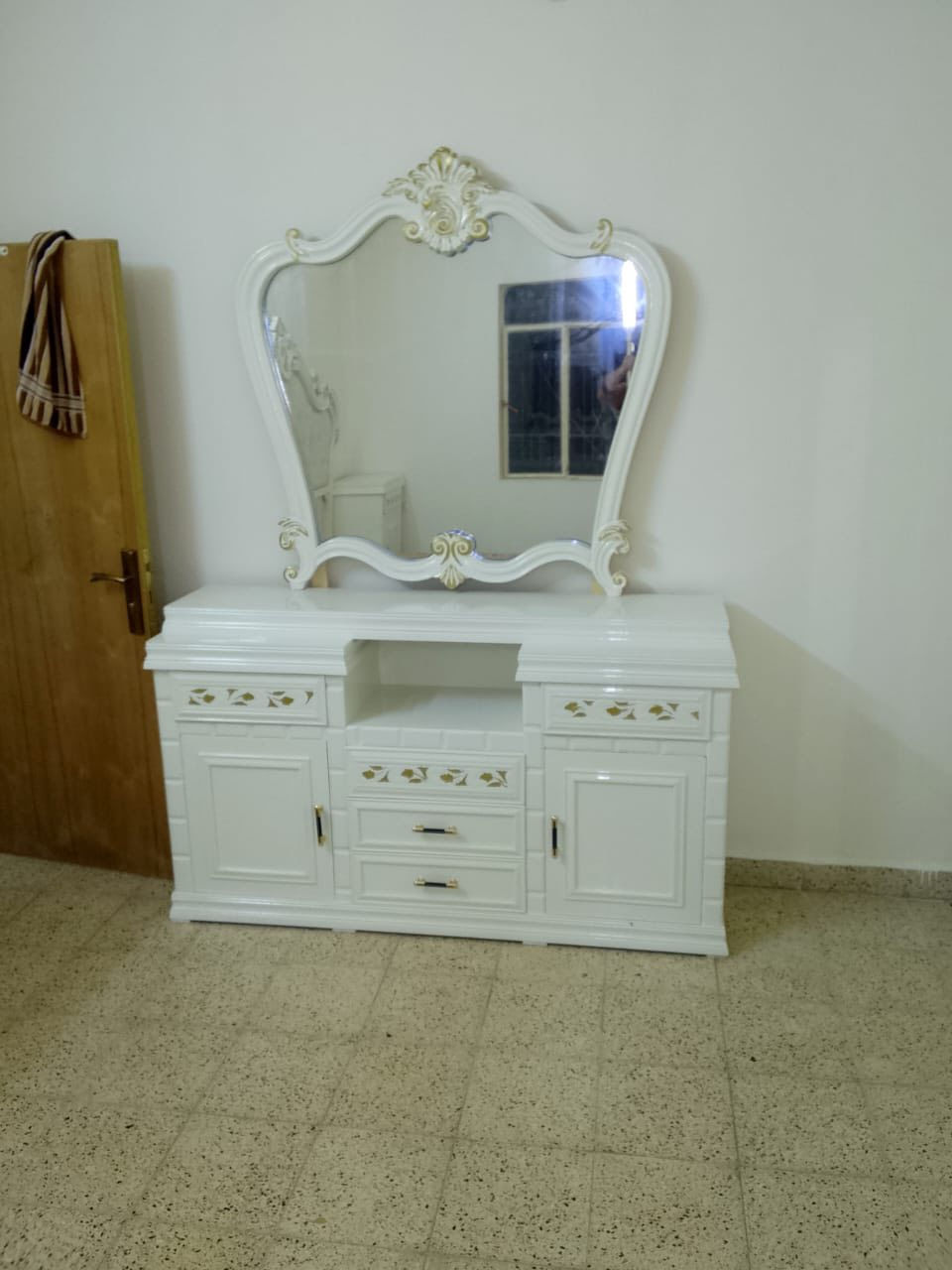 عرض جديد😍 والمتانه والجودة 🥰😍

#معرض_دبي_للاثاث_المنزلي يبحث دائماً عن الرغبة الحقيقية والأذواق المختلفة✅

لاجل اذواقكم نصنع الاختلاف والتميز 💌
ولذلك عدنا لكم بعروضنا المميزة، وبأسعار مناسبه 

🔻🔻
اسعار _ تنافسيه

❇️العنوان /الموصل الجانب الايمن الصناعه القديمه بالقرب من جامع ابو زعيان ..بأداره الاخــوين
#ذنون_شوكه و #محمود_شوكه

✅التواصل مراسله الصفحه او الاتصال عالارقام التاليه

‭0751 132 8088‬

‭0770 186 4515‬

‭0774 080 6546‬

‭0750 877 9532‬
