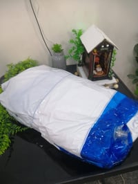 مسبح كبير الطول 2 متر والعرض متر ونص السعر: 15,000 التواصل واتساب: 078...