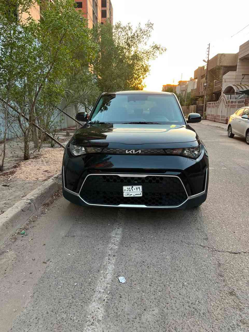 السلام عليكم
كيا صول موديل 25 بدون رقم

السياره حادثها بنيد مبدل وتحكيل كارت بل جامغ الايمن
ماشيه 14 الف ب اسمي 
مكانها بغداد البلديات
سعرها 130 وبيها مجال
***********
