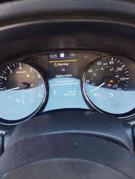 سلام عليكم 
السعر 140 وبيها مجال 
نيسان روج اسبورت موديل 2022 رقم  اربيل بسمنه كير محرك مكفول محرك 20 دبل تيربو قوي واقتصادية  حادث موجود بل صوره السياره مو عام ابيعها عام بدون دواخل بجم كبس وره كبس طخم تيات جديد السياره خير من اللة مانقصها دينار ..... الاستفسار اكثر انتصل ع صاحب السياره عليها وتساب فايبر ***********
