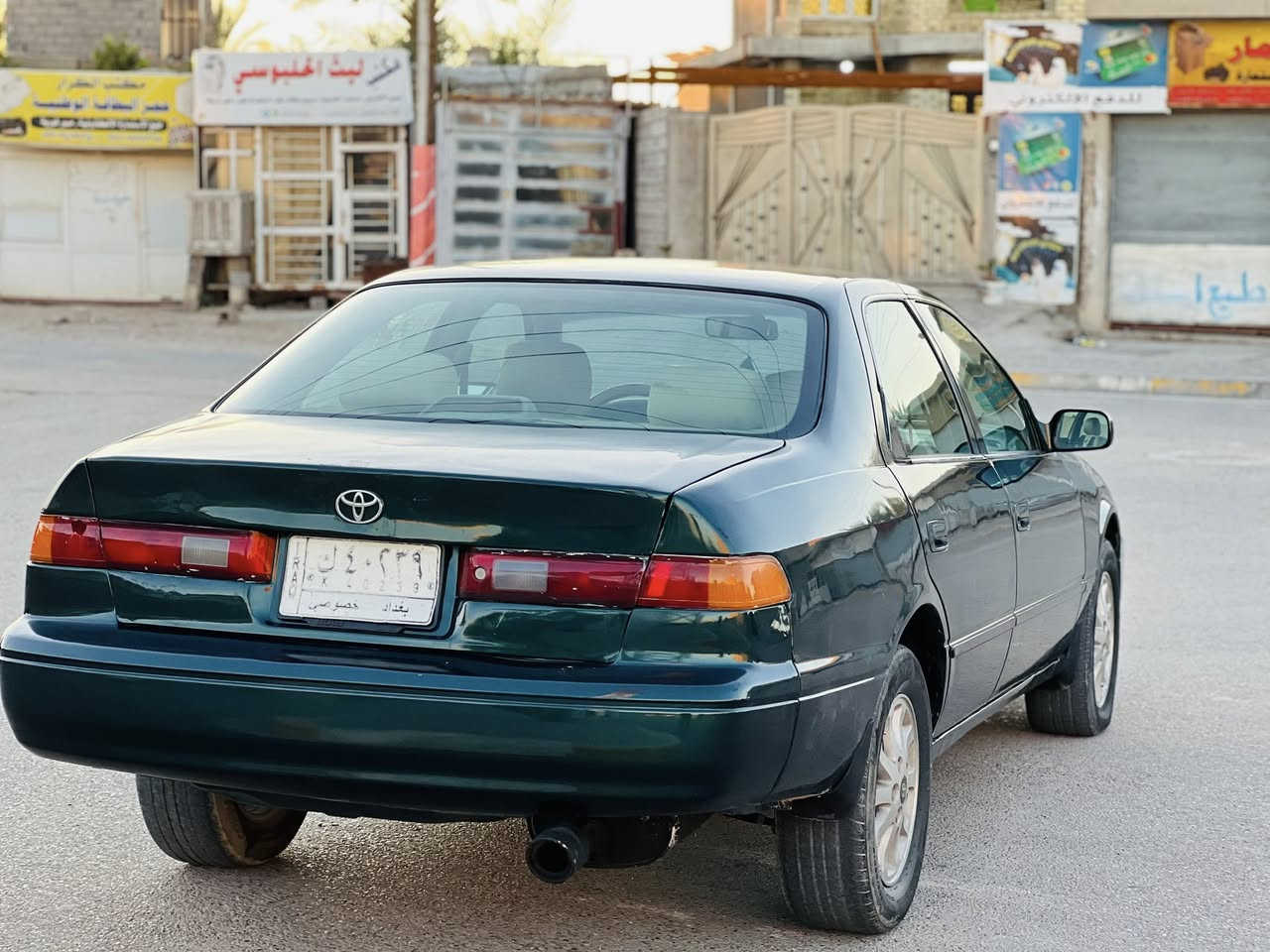 السلام عليكم.   للبيع كامري.  موديل 1997
شكل. 2001.    رقم بغداد. تحويل مباشر. 

صبغ عام جمالي.  ع أيدي.   
بدون ضربه داخل    شرط الفحص.   

محرك.  أربعه سلندر.     ابو الكف 
كير.    محرك.    صدر.    تبريد. 
جاهزه من كلشي. 

السعر.   70. ,$.  وبي مجال
رقم هاتف.  ***********
مكاني.  الفلوجه.  الكرمه.
