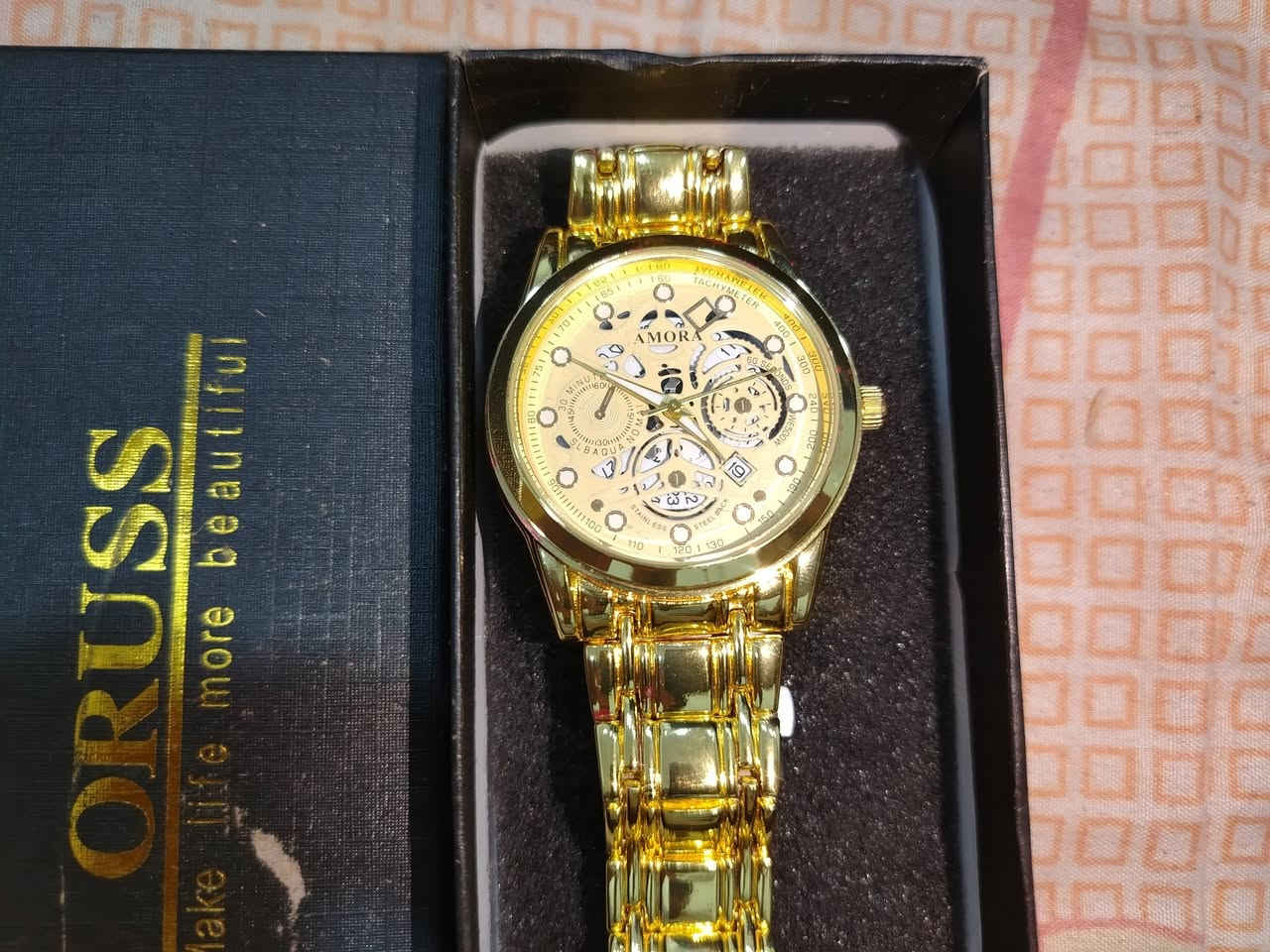 ساعة من ماركة ORUSS السويسرية شكل واناقة جدا راقية طلعن 3 قطع بقت بس وحدة سارع الحجز
ملاحظة الشخوط الي بالظهر بالطبقة البلاستيكية الحامية مو بالحديد


**إذا كنت صاحب هذا الإعلان وتريد حذفه لأي سبب، رجاءا أرسل رسالة إلى الدعم الفني**