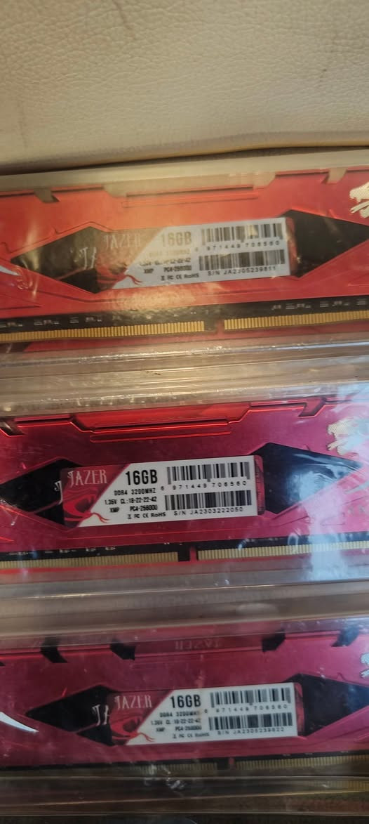 رامات ddr4
3 قطع رامات لاب توب 
16g
3قطع رامات pc. 
16g. 3200
2 قطعه رامات pc   
16g. 3600                           
2قطعه رام pc
8g. 3200
ابيعهن شلع ب700


**إذا كنت صاحب هذا الإعلان وتريد حذفه لأي سبب، رجاءا أرسل رسالة إلى الدعم الفني**