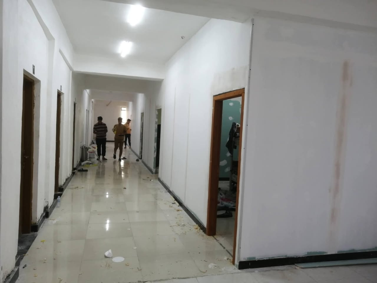 مستعدون لعمل كافه أنواع قواطع الجبس بورد 
على بركه الله تم انجاز قواطع اقسام داخليه لجامعه ابن خلدون من قبل مكتب ابو عبدالله للديكورات
للاستفسار
***********
***********
