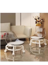 كرسي أطفال • أكريليك • بعجلات