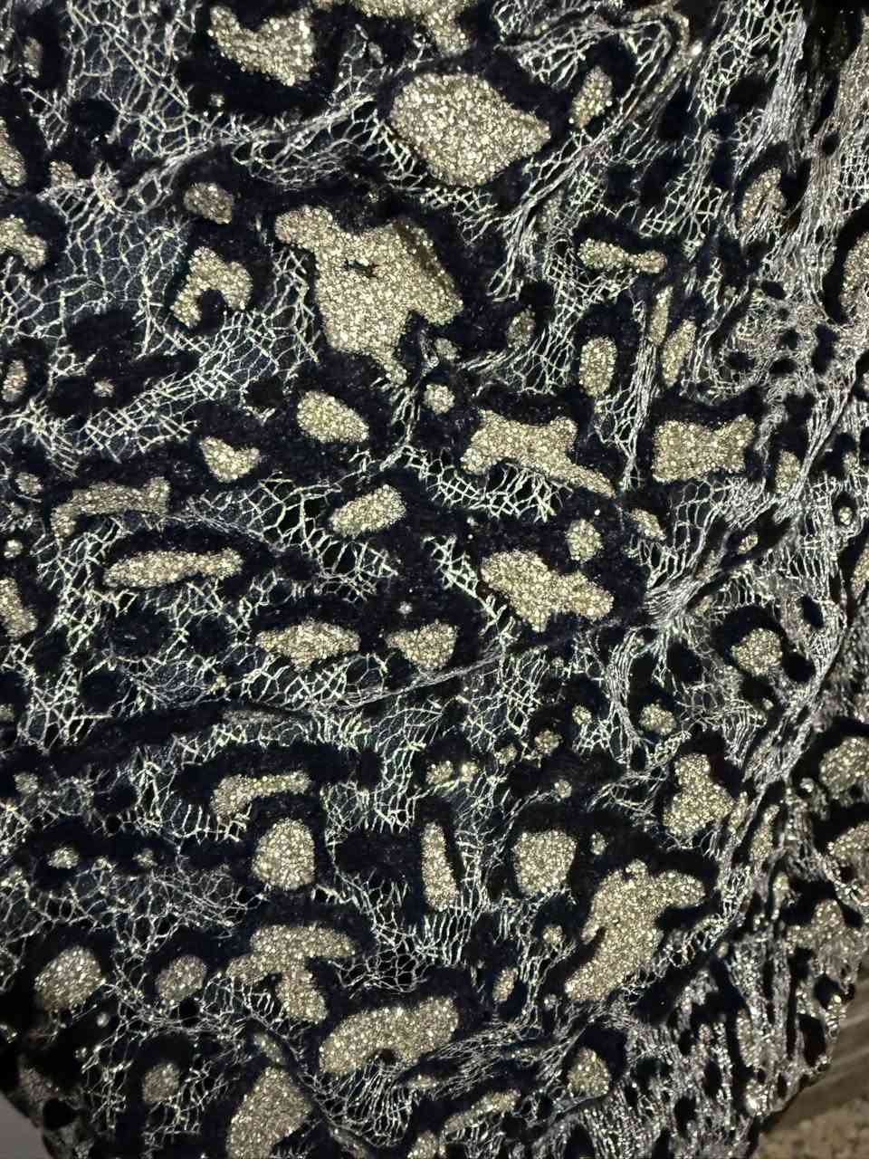 السلام عليكم
فستان تايكر
قياس 42 
فستان واضح الردن شفافة ولكن الفستان بي بطانة وبي جاكة لف
اريدة ب20 
مكاني بغداد وتوصيل لكل مكان


**إذا كنت صاحب هذا الإعلان وتريد حذفه لأي سبب، رجاءا أرسل رسالة إلى الدعم الفني**