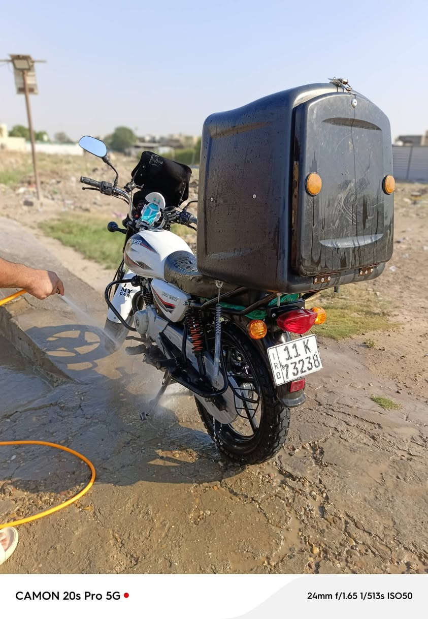 بوكسر موديل 23
نضيفه ماشيه 30


**إذا كنت صاحب هذا الإعلان وتريد حذفه لأي سبب، رجاءا أرسل رسالة إلى الدعم الفني**