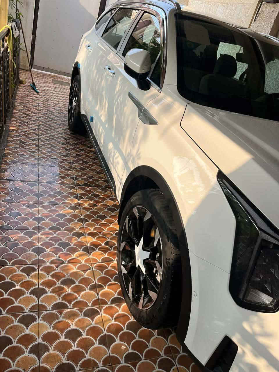 السلام عليكم للبيع او مراوس سورنتو موديل 25 وضع الزيرو ماشيه 2000 فول مواصفات 6 سلندر اربع كاميرات توقف ذاتي تتقدم وترجع بالريموند وباقي المواصفات ويل 20 داتا شو ضمان الدوليه رقم واسط تحويل مباشر مغلفه ارضيه وكشنات مكان السياره واسط المركز الزهراء موبايل ***********
