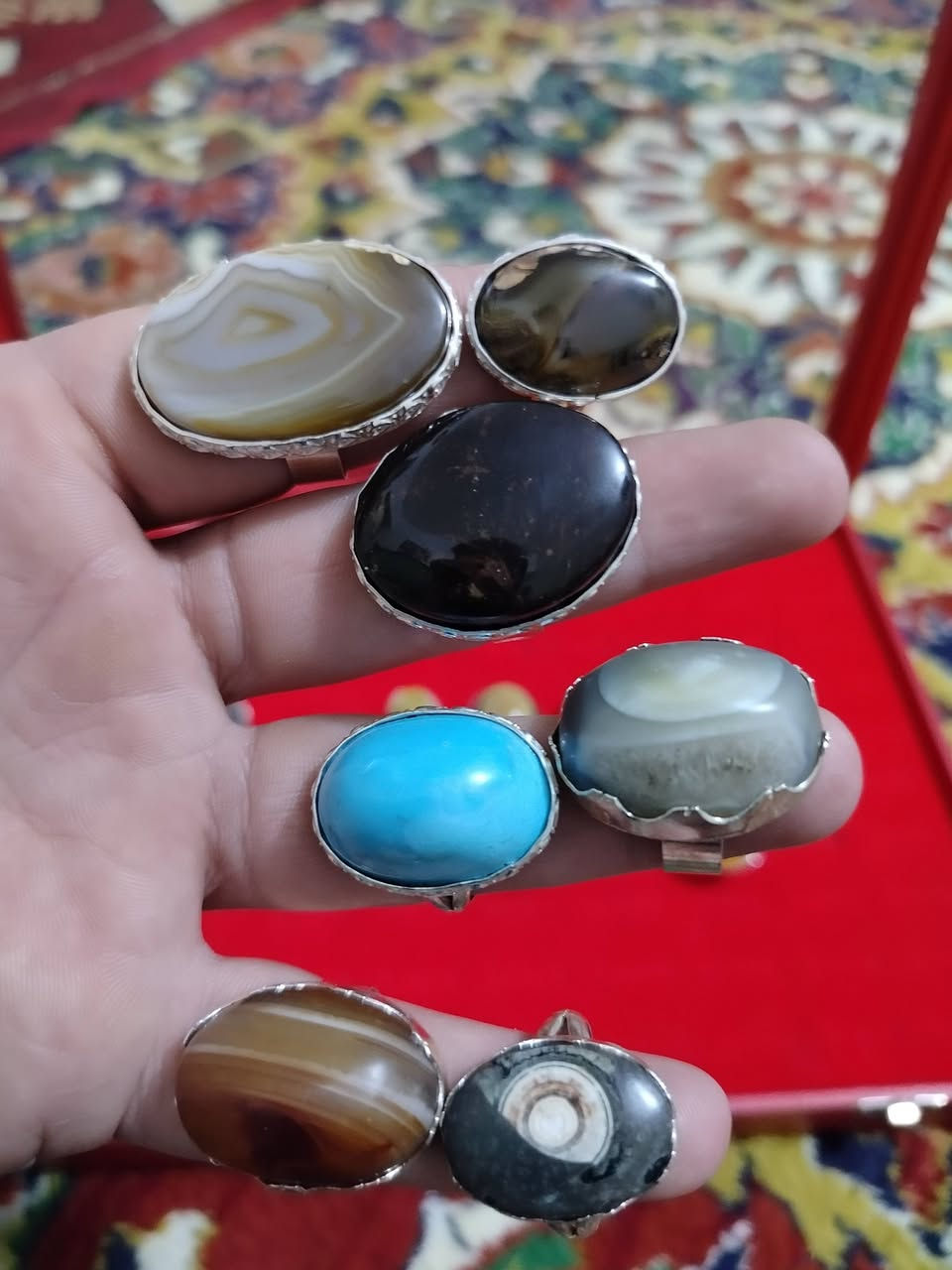 سلام عليكم البيع محابس فضه عراقيه عشر محابس تحف وصياغه يدويه  وقديم وعشرين محبس صياغه عراقيه جديده عيار 925 ابيع شلعه ومفرد يفيدن على باب الله
الشراي يجيني خاص ويدلل


**إذا كنت صاحب هذا الإعلان وتريد حذفه لأي سبب، رجاءا أرسل رسالة إلى الدعم الفني**