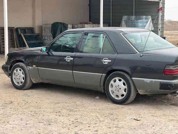 مارسدس للبيع مديل 95 بيبي شبح صبغ جماليه محور مكينه بطه 2500 حداديه جديده تخم تاير رقم بغداد تحويل مباشر اريل كهرباء سنتر لك دوشمه جديده تبريد شغال شاشه جديده 4 جام كهرباء مكينه بيهه خيط بخار بدون تنقيص سياره جاهزه عندي بس طوافه البانزين وكيج الدهن واكفات فقط مكاني ميسان قريه الطبر السعر 51 وبيهه مجال حق الجيه  ***********//***********
