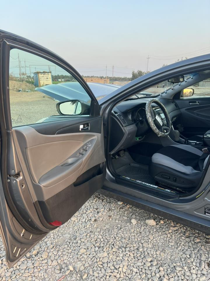 سلام عليكم سوناته مديل 2014 وارد أمريكي حادثة جاملغ أماي بدون داخل رقم واسط إنكليزي السيارة بسمي لل بيع 
الاستفسار اكثر علا الرقم ***********
