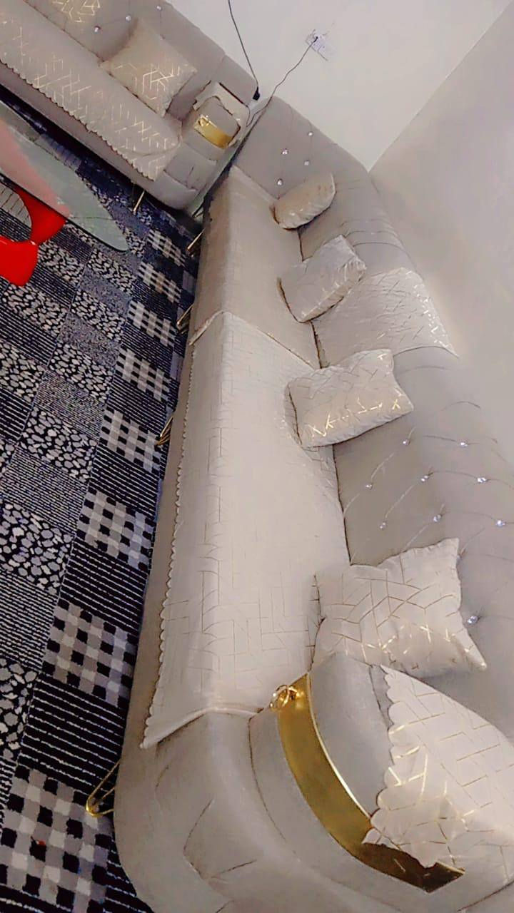 تخم ديوان نظيف
مستخدم شي قليل
20 مقعد
السعر 550 قفل
حي الشرطه مقابيل مجمع البيت الاوربي
‏‪078-297-00075‬‏ ابو نور


**إذا كنت صاحب هذا الإعلان وتريد حذفه لأي سبب، رجاءا أرسل رسالة إلى الدعم الفني**