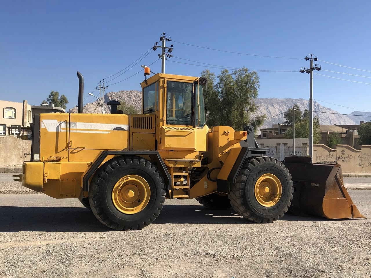 البيع-بوفروشتنL120Cموديل1997رقم سليمانى جديد
***********
***********
