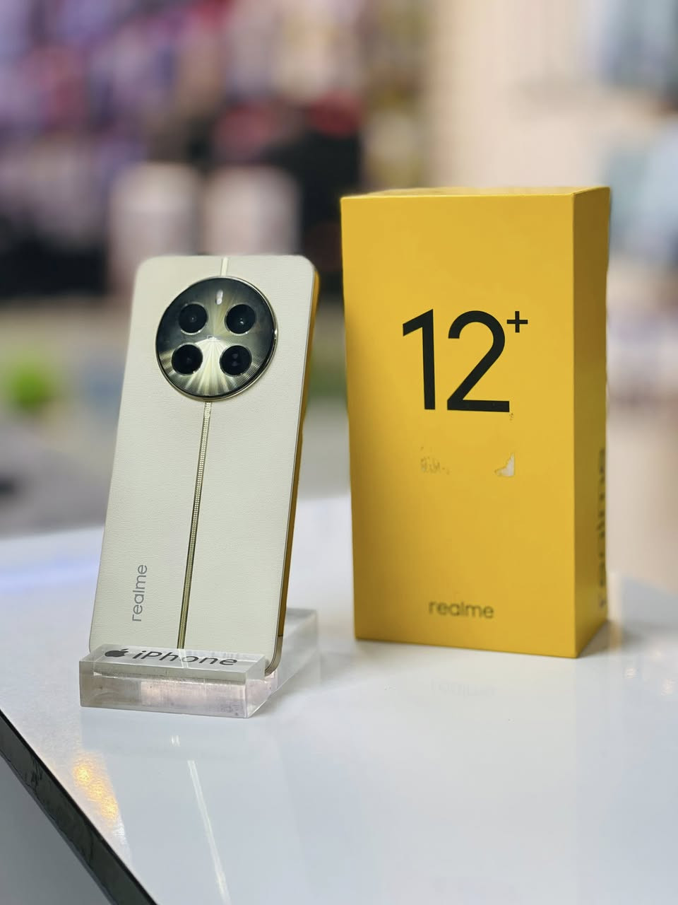 ريلمي 12 بلاص 5g
ذاكره 512 وعشوائيه 12 

العاب فول بيجي يشغل 120 فريم 

كامل ملحقاته سعر 325 

مكاني📍 كربلاء حي العامل سوق الاخير 

رقم مبايل *********** 

بي واتساب 🤗
