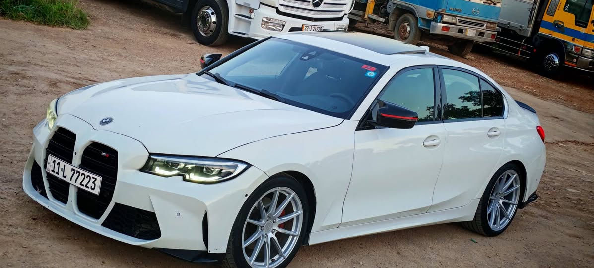 السلام عليكم . Bmw 2021 . 330i ماشيه 40 ميل محرك ٤ سلندر توين تيربو صاروخ ارضي  محرك كير مكفولات رقم بغداد مميز [توويل]
حادث . بنيد وجاملغ خلفي صبغ . تبديل باب خلفي نفس اللون بلادي تصليح بسيط باراس شاصي
المواصفات . فتحه . جلد. بصمه بوب بصمه تشغيل .هيتر كشن كشن الاماميات كهرباء ردارات حساسات قطعتين تبريد مري تنزل ببك الايت زنون عدسات متحركه بيه كلشي كلاشي السعر 215
***********
***********
ملاحظه . سياره محدثه m3 دعاميه بلاديه. موجوده بغداد, العراق
