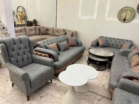 تخم الماني بجميع الألوان والباندا وموديل الهيمي 
 وعمل جميع أنواع الديوانات   حسب الطلب  بجميع القياسات 
البيع بالتقسيط المريح   ضمان خمس سنوات إسفنج وخشب وقماش 
 سعر المتر للديوان  يبدأ ب ١٠٠ الف وحسب الموديل 
عنواننا جلولاء الشارع العام مقابل فرع مديرية الشرطه فرع حي الشهداء 
موبايل واتس اب *********** 
 
***********
