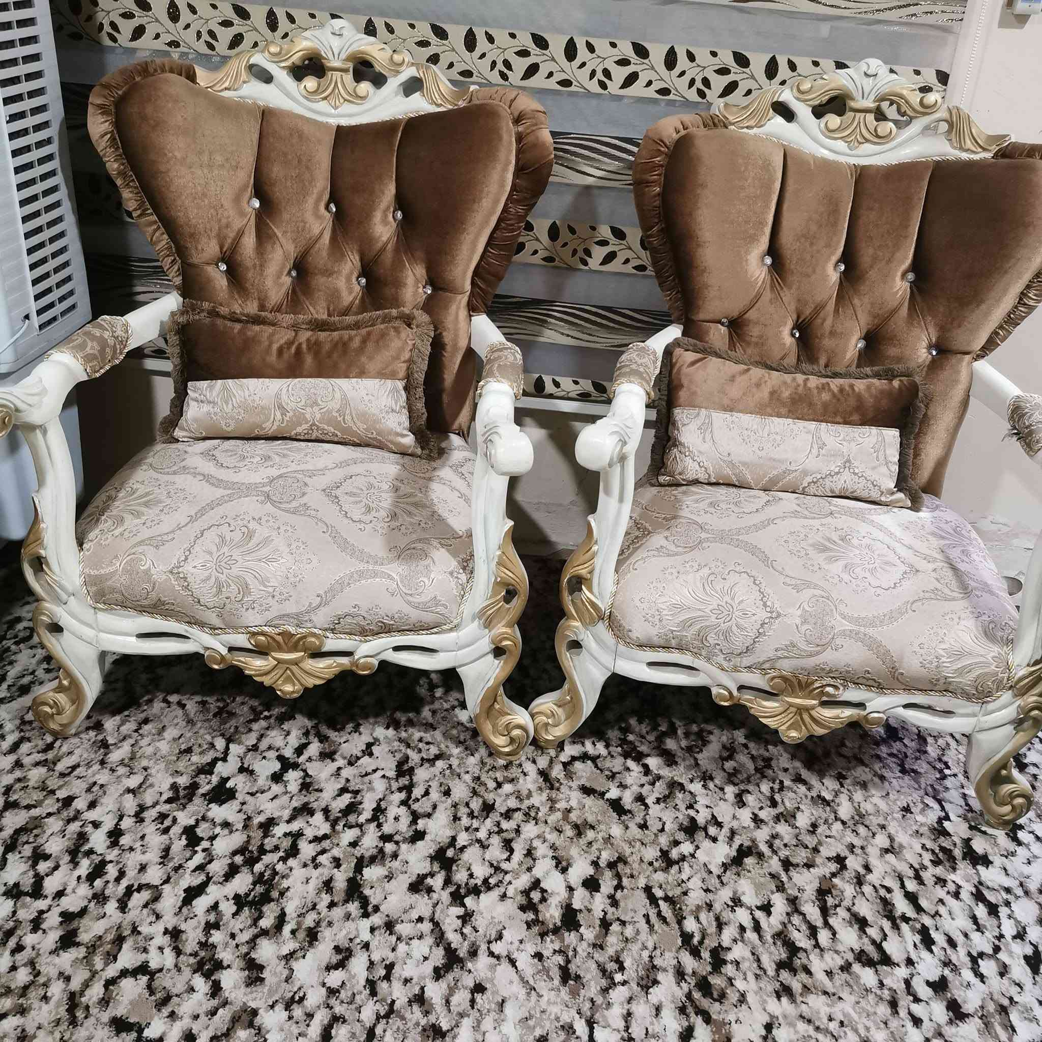 قنفه تركي رأسي  سعر 650 وبي مجال


**إذا كنت صاحب هذا الإعلان وتريد حذفه لأي سبب، رجاءا أرسل رسالة إلى الدعم الفني**