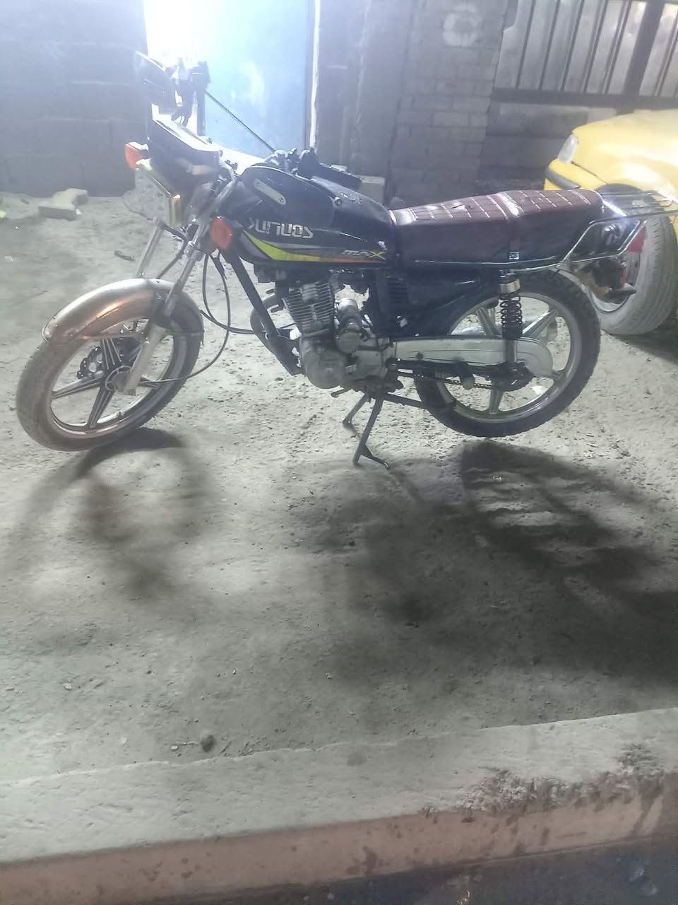 ‏سلام عليكم عندنا دراجة للبيع مكان دراجة للبيع بغداد بسبعة قصور شراي اتصل سعر 350 وبها مجال￼ ***********
