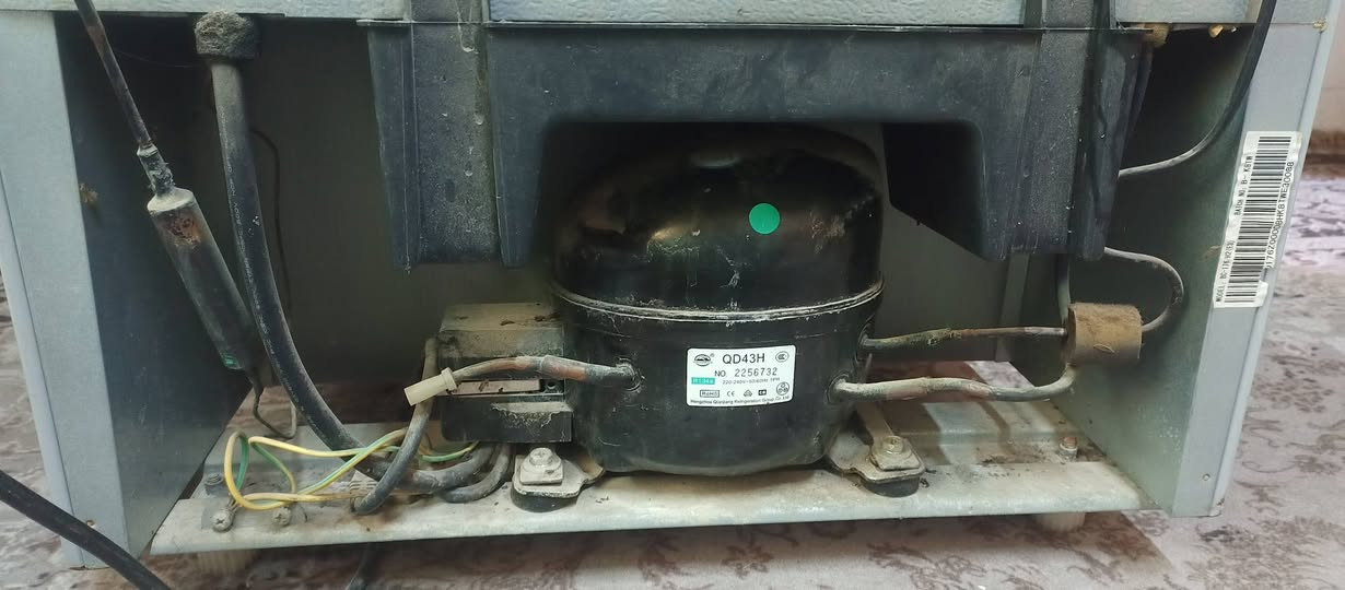 السلام عليكم
ثلاجه للبيع السعر ٧٥ الف
***********
