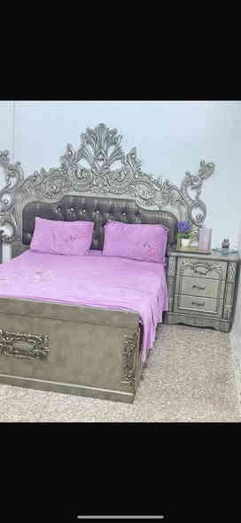 غرفه كويتي للبيع  قويه كلش وضخمه ب ٦٠٠ بيها مجال قليل  للستفسار ***********
