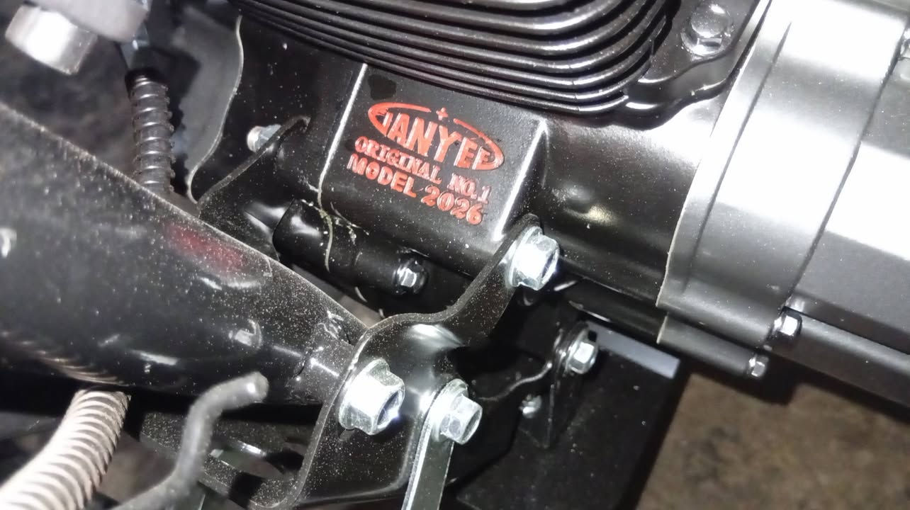 هيوشه بعدن صفركامله امكمله مشدوه فقط يعني كارتوم موديل2026
المكان الزاب قريه شميط
الخاص مفتوح
***********
