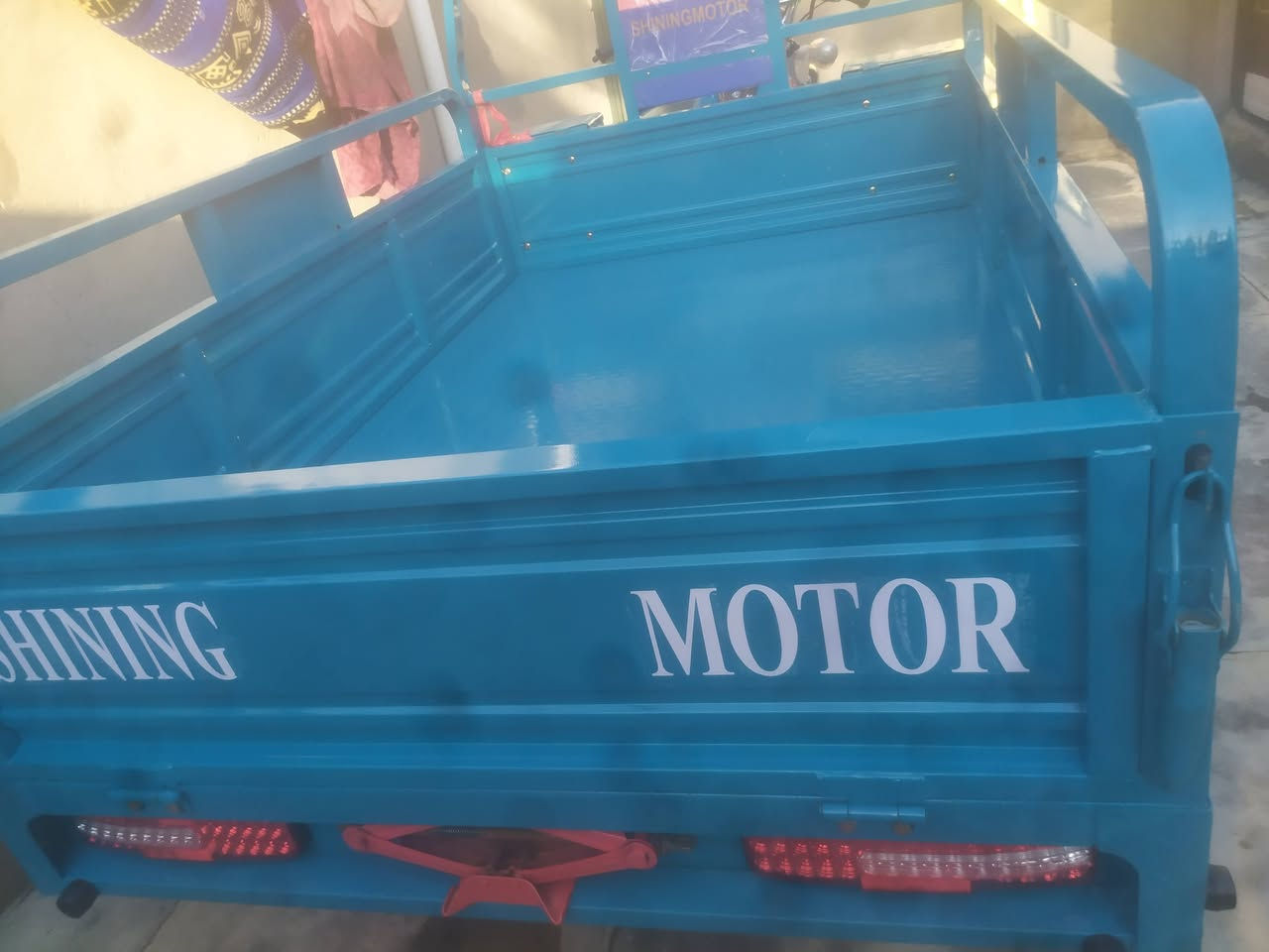 ستوته زيرو 25 بدون كمرك مصارله هواي أقل الشهرين السعر مليونين و 650 وبيه مجال قليل ***********
