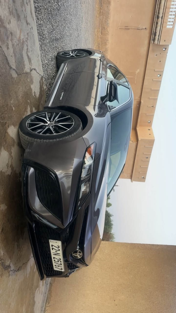 كامري 2024 أمريكي بدون دواخل بدون شاصي
ضررها فقط قبق صندوق مبدل بمريكا بلادي ***********
سياره حيل نضيفه مشالله مال بيت 
ملاحظه مو شراي لا تتصل اخي ♥️
