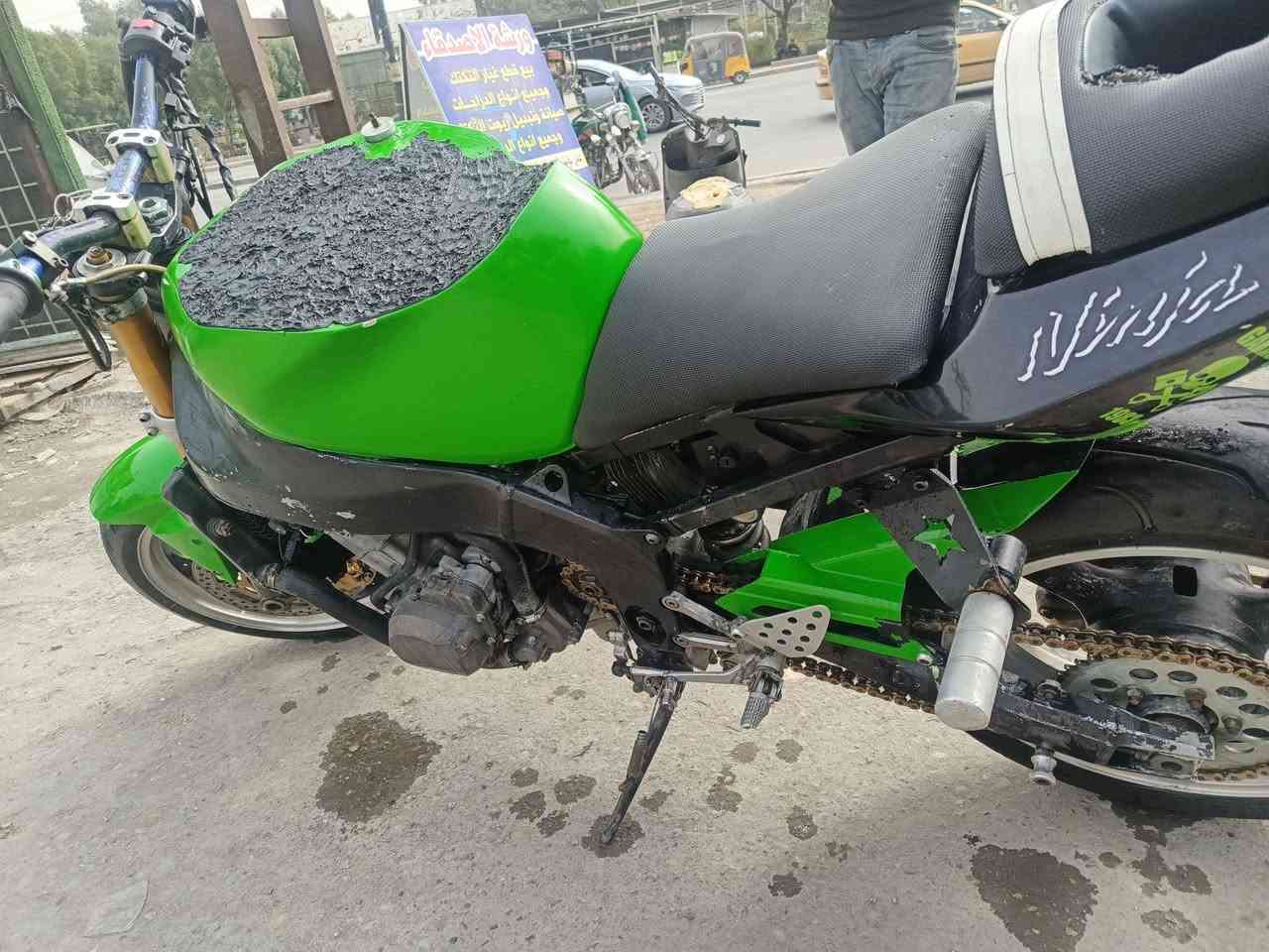 السلام عليكم كاوسكي 636 دراجه فصله شلعه معدل فول الدراجه ظفتلها دروعه ثنين كفرات موجود نكره بكل وقت فقط بيها لاستيك ولف ادخن
السعر 14 وبيها مجال مكاني بغداد شعله 
*********** بغداد, العراق
