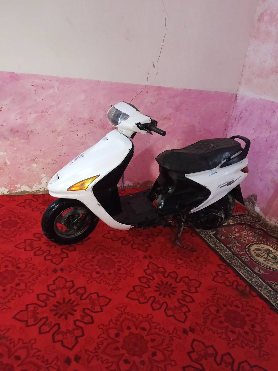 سلام عليكم دراجه فراشة للبيع دراجه نضيفه تايرات جدد السعر 250وبيهه مجال حك الجيه العنون الدوانيه الرقم *********** بي واتساب
