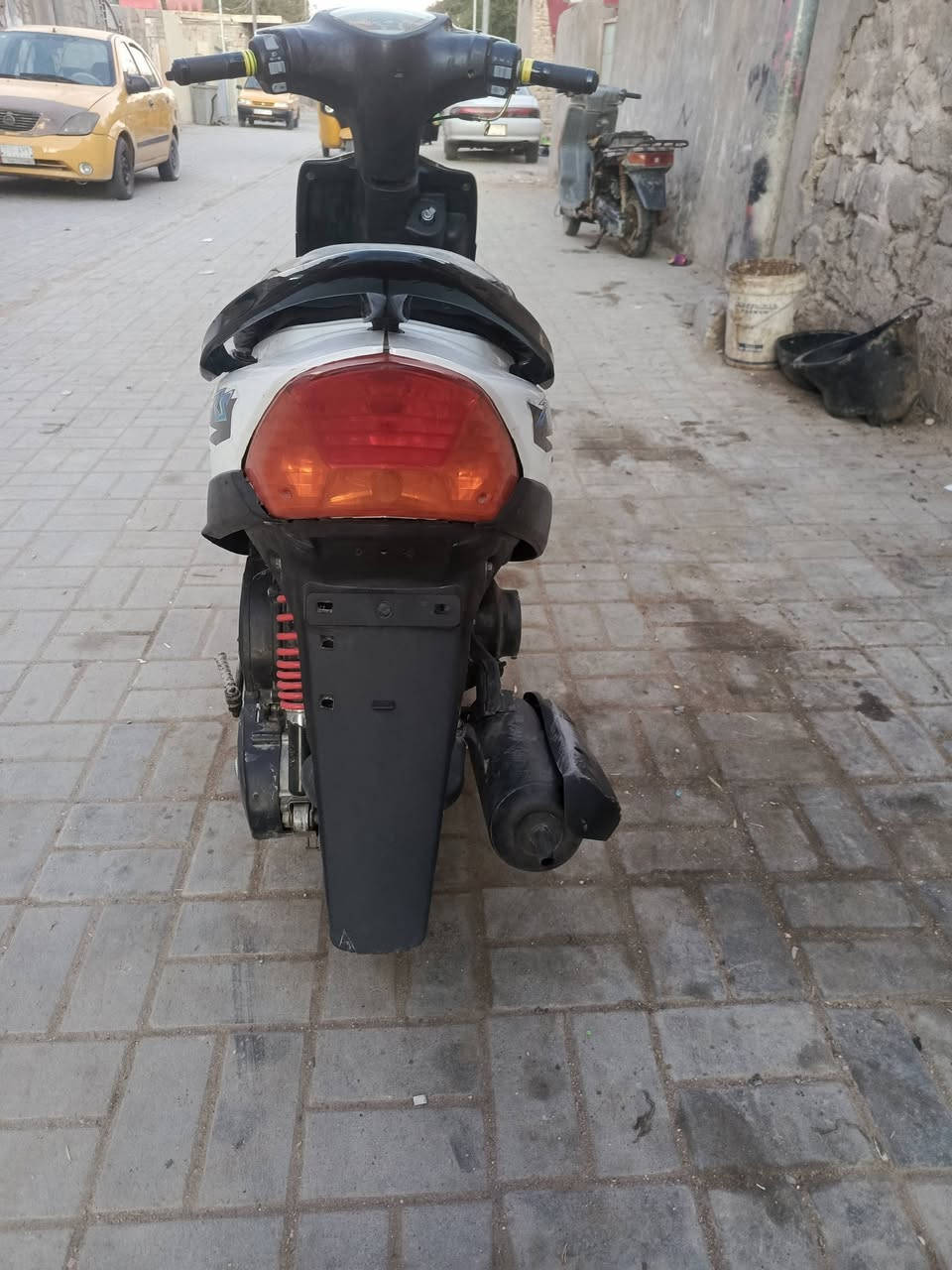 سلام عليكم دراجه للبيع ماكس عدله كله شغال بوشه 55 مجفته مره وحده الاستفسار الرقم ***********،،،،،،،،،،
