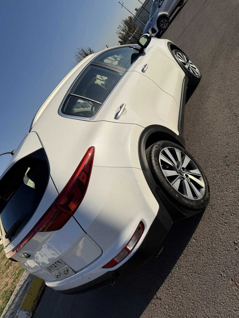 ((للبيع))
سبورتج خليجي 

2017 موديل

كفالة عاعمه 

بعده ع وضع الشركة 

ستخدام شخص واحد من الشركة ع ايده 

62 الف كليوم 

***********
