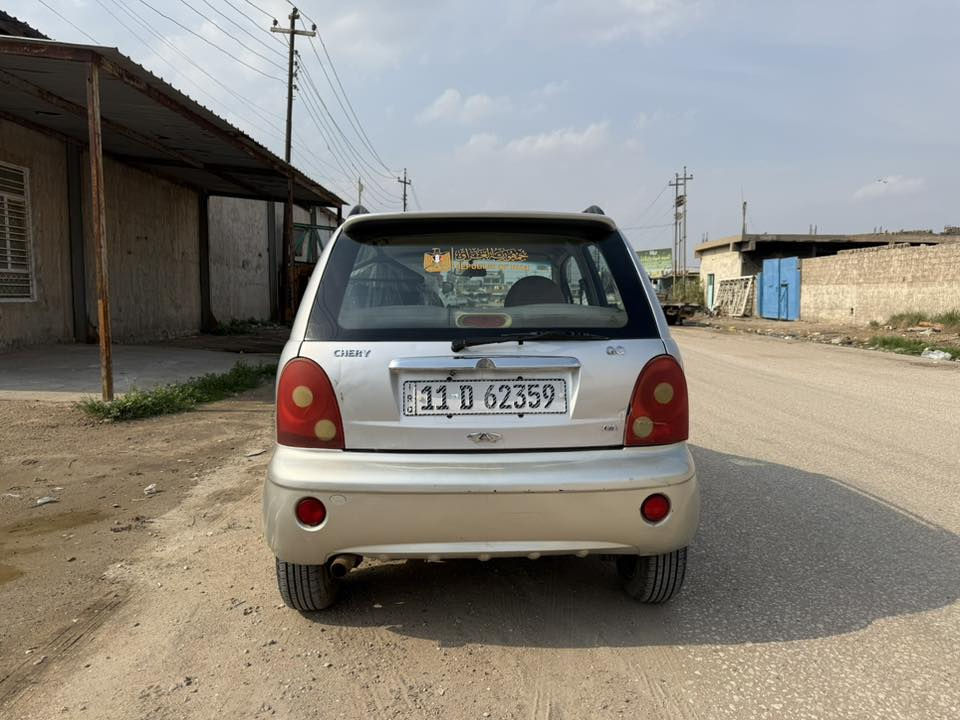 السلام عليكم كو كيو ٢٠١٢ ٤ سلندر كير اوتو
سيارة نضيفة ومصروف عليهة بلكات فيتبم فلتر دهن تخم تايرات وويالة باتري جديد 
رقم بغداد سنوية بأسمي جديدة 
السعر ٣٤
***********
