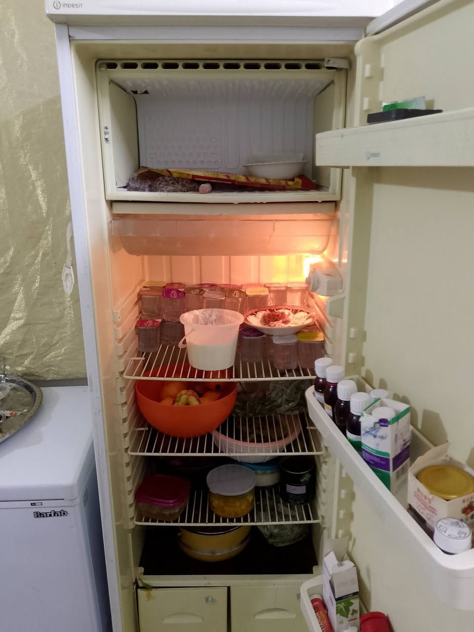 ثلاجه للبيع مستعمل بس شرط شغل ثلج سعره 80 بي مجال قليل شراي تعال خاص مكان كركوك حريه


**إذا كنت صاحب هذا الإعلان وتريد حذفه لأي سبب، رجاءا أرسل رسالة إلى الدعم الفني**