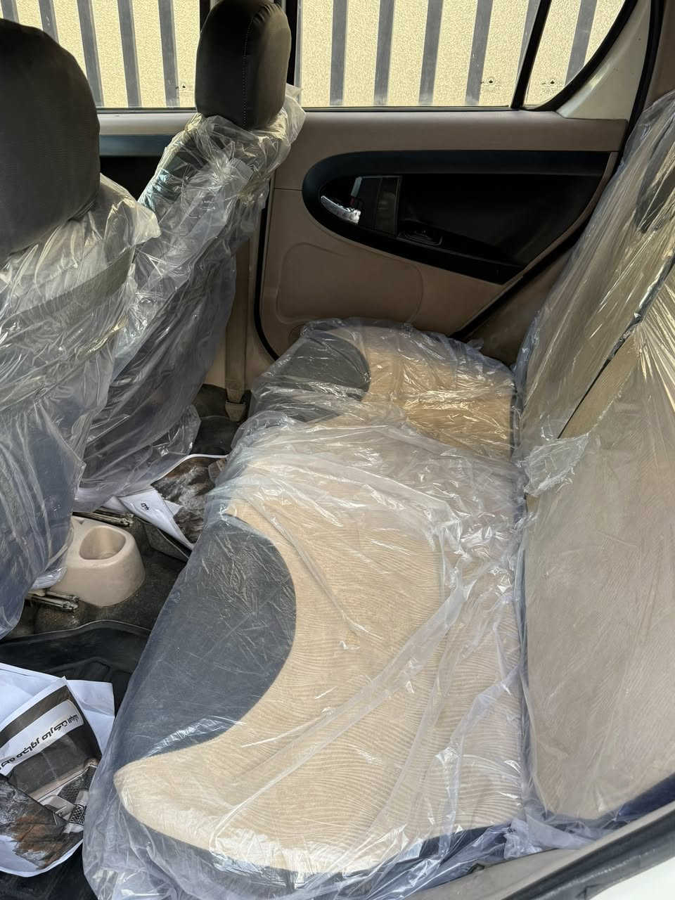 للبيع بانده2012 سياره محرك جديد كير وصدر جدي ما بيها نقص غير الجاملغ الي موضح بصوره مكانها بغداد الدوره سنويه ورقم جديد السعر42 ورقه وبي مجال ***********
