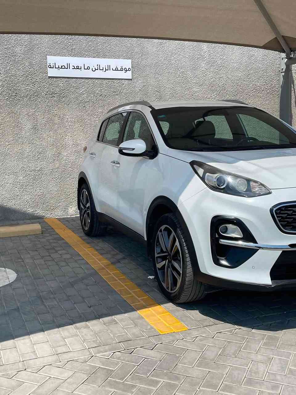 سلام عليكم سبورتج 2019 خليجي ماشية 137 مكينة 2000 دوش مرغوب مواصفات ستندر بيها باب سائق وخلفه بارد فقط سيارة بأسمي تحويل ثاني يوم تبريد ثلج سيارة جديدة بمعنى الكلمة  مكاني بغداد السعر 165 وبيهه مجال رقم ***********
