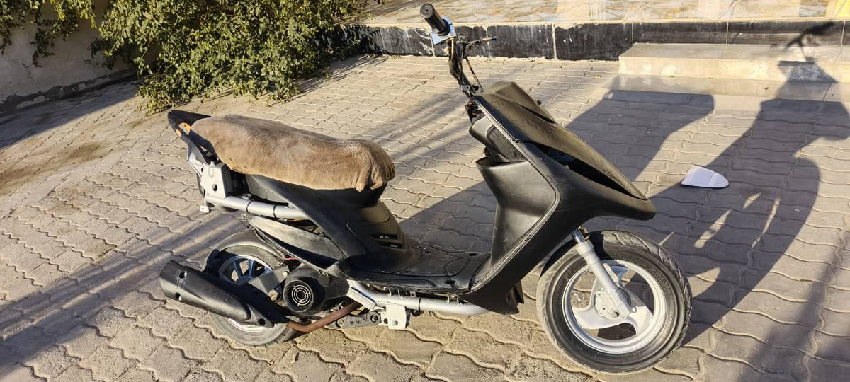 سلام عليكم دراجه البي شقاله بس هندر دراجه ناعمه كلش السعر 350وبيه مجال رقمي*********** مكاني خور الزبير
