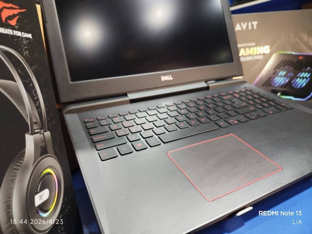 🎮 Dell Inspiron 7577 | وحش الأداء الثابت
Gaming 🎮
الجهاز الذي أثبت جدارته كأحد أفضل أجهزة الألعاب والمهام الثقيلة في فئته.

📋 المواصفات التقنية:
🚀 المعالج (CPU):
Intel® Core™ i7-7700HQ 
(جيل سابع، فئة HQ القوية).
يتميز بـ 4 أنوية حقيقية و8 خيوط معالجة
 
🎮 كرت الشاشة (GPU):
NVIDIA® GeForce® GTX 1060 (6GB GDDR5).
كرت شاشة جبار بقدرة 6 جيجابايت
❄️ نظام التبريد (Cooling):
مزود بمروحتين (Dual Fans) وأنابيب حرارية ضخمة.
📺 الشاشة (Display):
15.6 بوصة IPS بدقة Full HD.
زوايا رؤية واسعة وألوان ممتازة للألعاب ومشاهدة المحتوى. 
⚡ الذاكرة والتخزين:
RAM :16GB ddr4
 DDR4 وقابل للترقية حتى 32 .

Storage: 256 GB NVMe
قابل للتعديل

🎯 الأفضل لـ:
الألعاب الثقيلة: يشغل معظم الألعاب الحديثة بإعدادات متوسطة إلى عالية (مثل GTA V, PUBG, Valorant).
المونتاج الاحترافي: بفضل كرت الـ 1060 والمروحتين، يعتبر خياراً ممتازاً لبرنامج Adobe Premiere و After Effects.

لمعرفة السعر التواصل خاص أو التعليق بنقطة..


**إذا كنت صاحب هذا الإعلان وتريد حذفه لأي سبب، رجاءا أرسل رسالة إلى الدعم الفني**