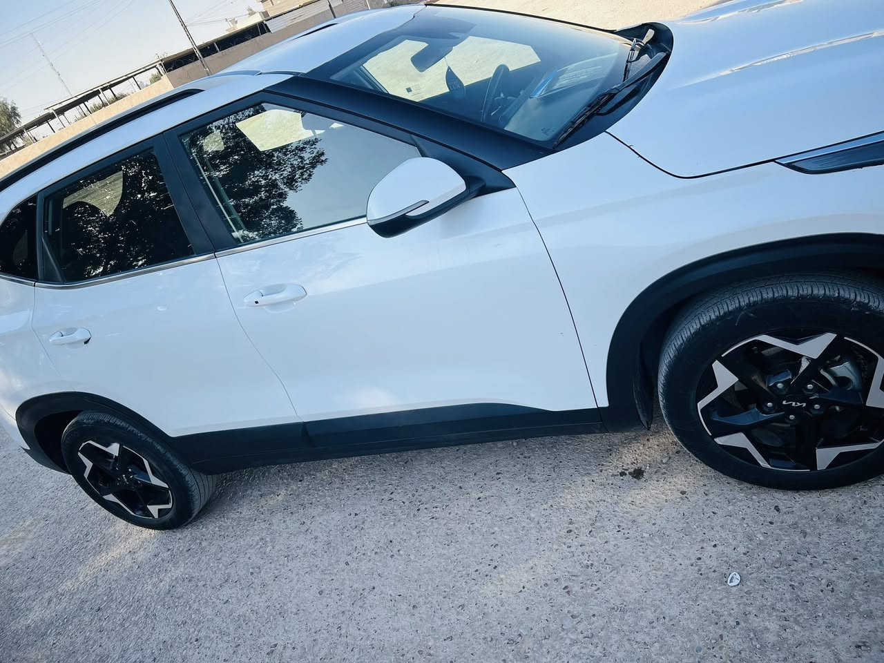 سلتوس موديل ٢٥ مكينه2000  دوش.  ماشيه 16 ألف  حادث جاملغ وبنيد وجاملغ خلفي شويه غير حادث امريكا مكفوله سياره السعر ١٥٣ مجال حك جيه  السياره فول مواصفات كشن كهرباء المكان بغداد قريه نفطيه  *********** مكلف بل نشر اني
